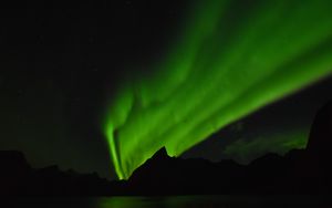 Preview wallpaper northern lights, green, dark