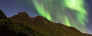 Preview wallpaper northern lights, hill, nature