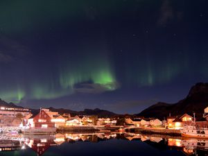 Preview wallpaper northern lights, houses, buildings, reflection, lake, night