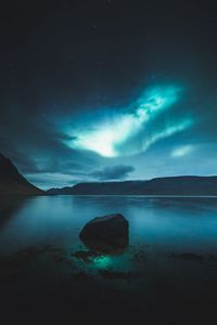 Preview wallpaper northern lights, lake, mountains, night, sky