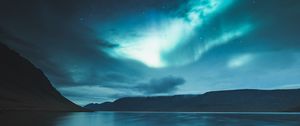 Preview wallpaper northern lights, lake, mountains, night, sky