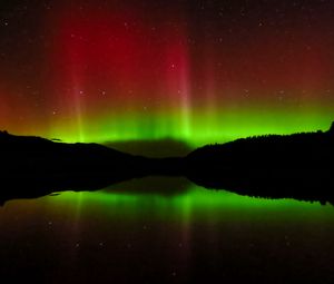 Preview wallpaper northern lights, lake, night