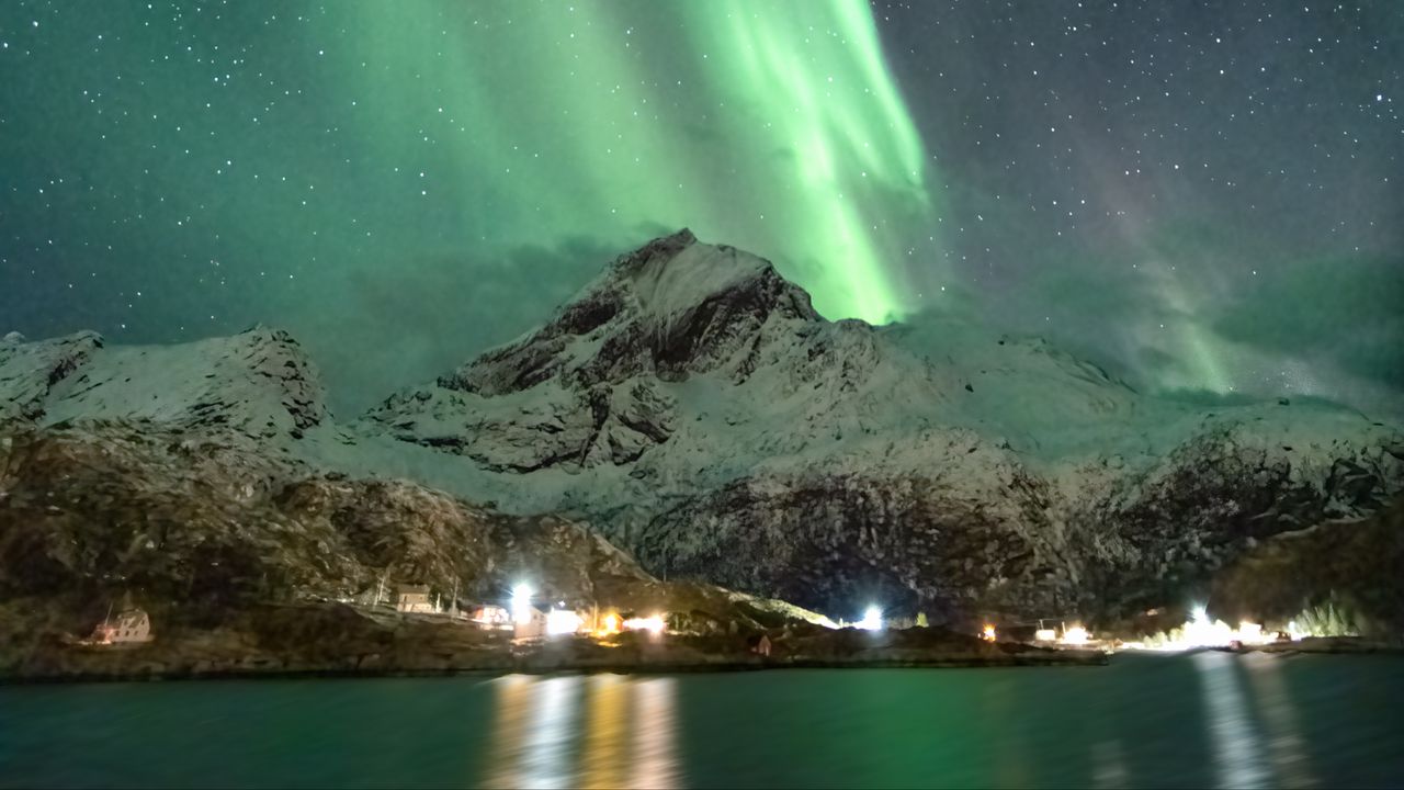 Wallpaper northern lights, mountains, lights, lake