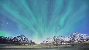 Preview wallpaper northern lights, mountains, snow, snowy, landscape