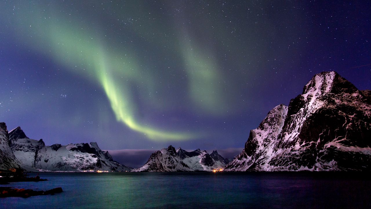 Wallpaper northern lights, mountains, water, night, north