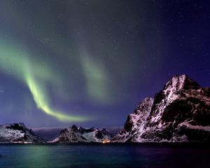 Preview wallpaper northern lights, mountains, water, night, north