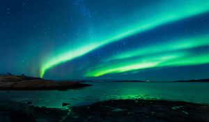 Preview wallpaper northern lights, night, nature, glow, green