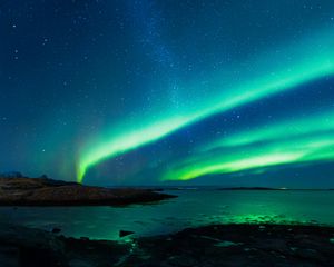 Preview wallpaper northern lights, night, nature, glow, green