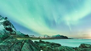 Preview wallpaper northern lights, rocks, lake, starry sky, stars