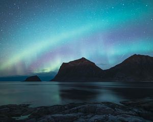 Preview wallpaper northern lights, rocks, sea, night, nature