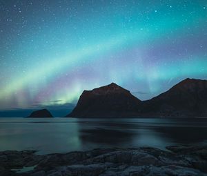 Preview wallpaper northern lights, rocks, sea, night, nature