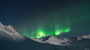 Preview wallpaper northern lights, sky, mountains, snow, winter, landscape