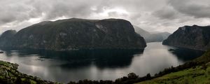 Preview wallpaper norway, eurlendford, river, grass, mountains