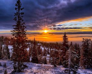 Preview wallpaper norway, valley, winter, mountains