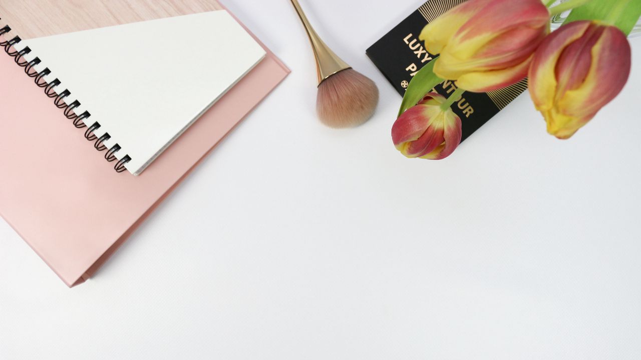 Wallpaper notebook, brush, tulips, minimalism