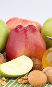 Preview wallpaper nuts, apples, honey, sweets