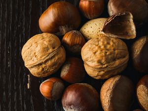 Preview wallpaper nuts, hazelnuts, walnuts