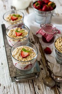 Preview wallpaper oatmeal, strawberries, berries, breakfast