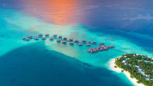 Preview wallpaper ocean, aerial view, bungalow, island, beach, horizon