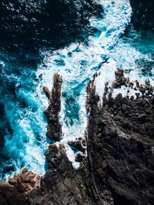 Preview wallpaper ocean, aerial view, rocks, surf, foam, waves, water