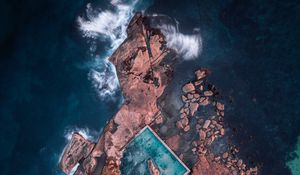 Preview wallpaper ocean, aerial view, rocks, stones