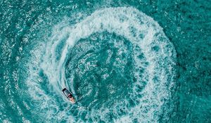 Preview wallpaper ocean, aerial view, ship, funnel, waves