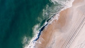 Preview wallpaper ocean, aerial view, surf, sand, foam, water, beach