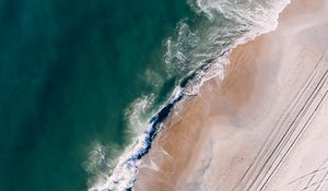 Preview wallpaper ocean, aerial view, surf, sand, foam, water, beach