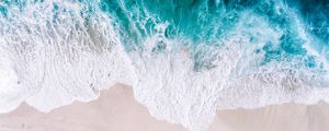 Preview wallpaper ocean, aerial view, surf, wave, foam, sand, shore