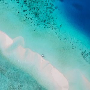 Preview wallpaper ocean, aerial view, water, tropics, sand, beach