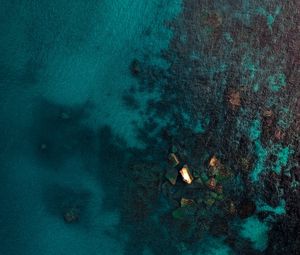 Preview wallpaper ocean, aerial view, water, ripples, stones