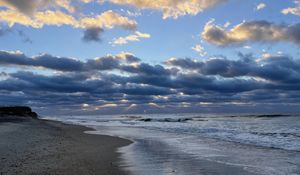 Preview wallpaper ocean, beach, clouds, shore, nature