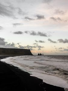 Preview wallpaper ocean, beach, coast, black sand, iceland