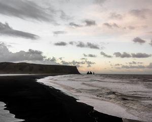 Preview wallpaper ocean, beach, coast, black sand, iceland