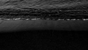 Preview wallpaper ocean, bw, surf, shore, wave