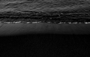 Preview wallpaper ocean, bw, surf, shore, wave