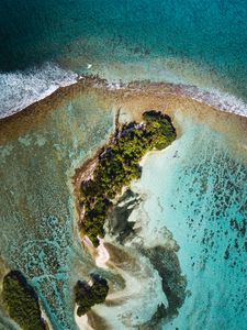 Preview wallpaper ocean, island, aerial view, water, palm trees