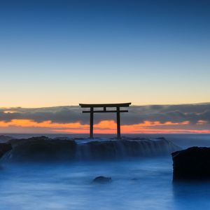 Preview wallpaper ocean, rocks, fog, stones, dawn, landscape