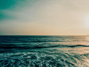 Preview wallpaper ocean, sea, horizon, water, foam, waves, sunset