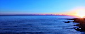 Preview wallpaper ocean, skyline, sky, sunset