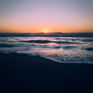 Preview wallpaper ocean, sunset, beach, waves, dusk