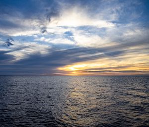 Preview wallpaper ocean, sunset, horizon, hawaii