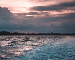 Preview wallpaper ocean, sunset, surf, waves, foam, horizon, indonesia