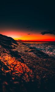 Preview wallpaper ocean, sunset, surf, wave, sky, night