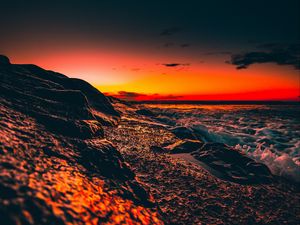 Preview wallpaper ocean, sunset, surf, wave, sky, night