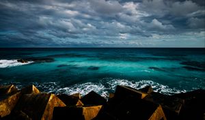 Preview wallpaper ocean, surf, horizon, coast, clouds, sky