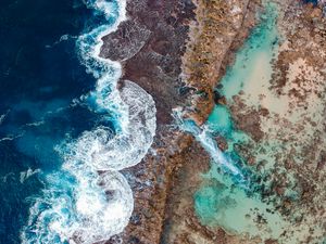 Preview wallpaper ocean, view from above, surf, shore, hawaii