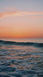 Preview wallpaper ocean, water, waves, horizon, sunset