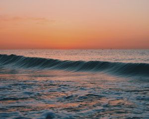 Preview wallpaper ocean, water, waves, horizon, sunset