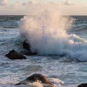 Preview wallpaper ocean, water, waves, spray, stones